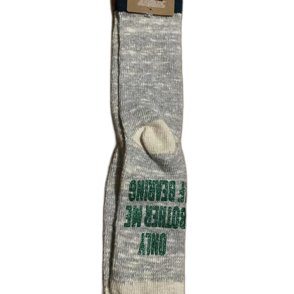 American Eagle Eggnog Christmas Holiday Crew Socks Women's One Size NWT
